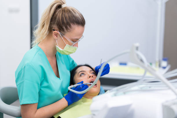 Best Weekend Emergency Dental Services in Ishpeng, MI